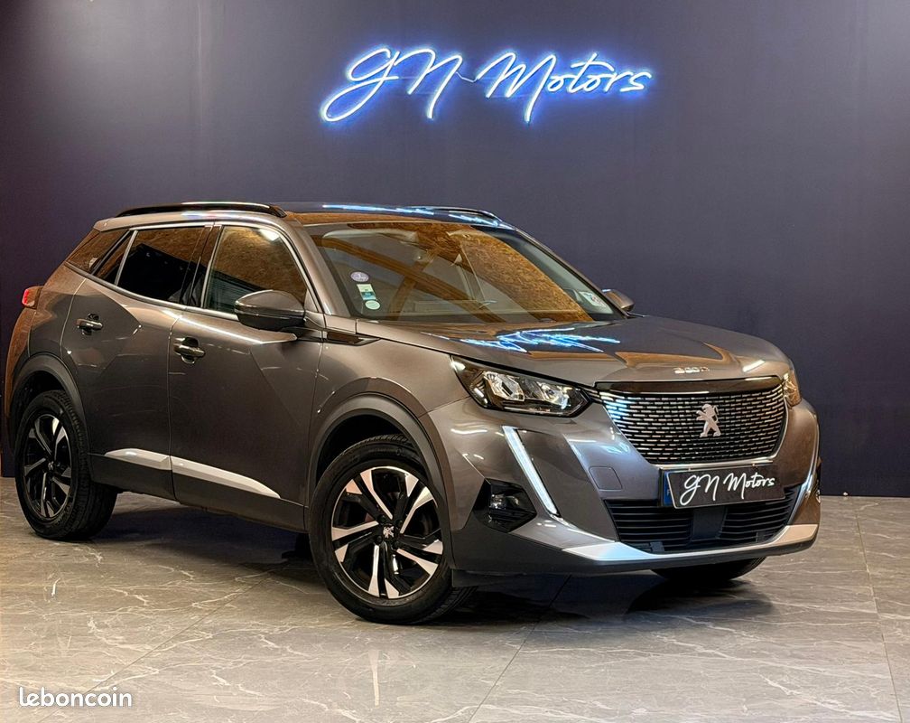 Peugeot 2008 ii 1.2 puretech 130 s&s roadtrip eat8 – suivi complet – garantie 12 mois