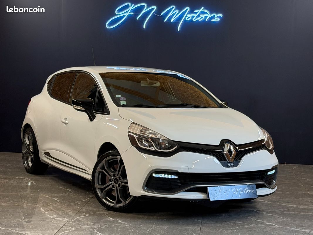 Renault clio iv 1.6 turbo 200 energy rs edc – suivi complet – garantie 12 mois