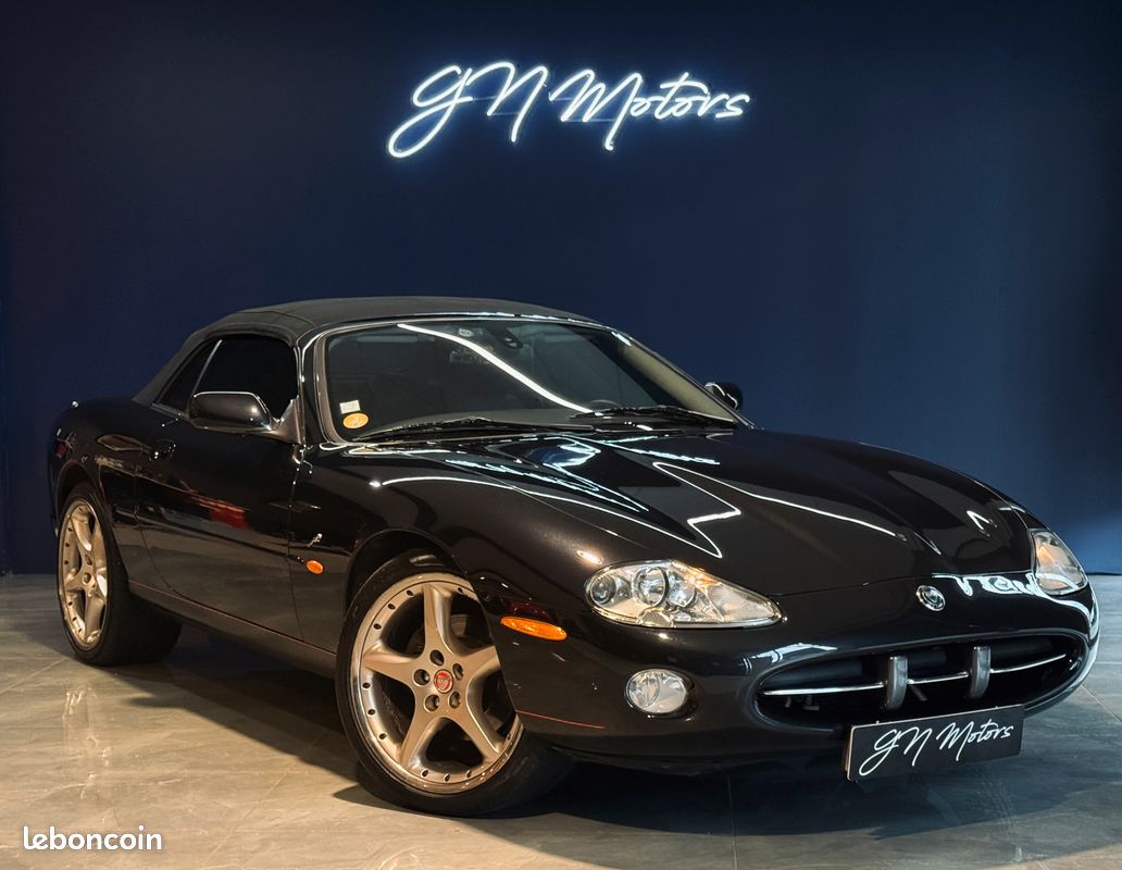 Jaguar xk8 cabriolet 4.2 bva – excellent etat – peinture complete
