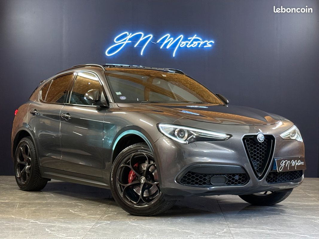 Alfa romeo stelvio 2.0 turbo 280 q4 turismo at8 – excellent etat – garantie 12 mois