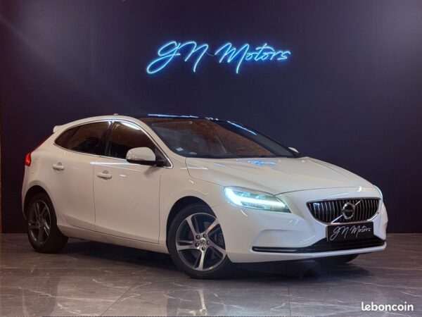 Volvo v40 ii (2) t5 245 inscription geartronic 8 – garantie 12 mois –