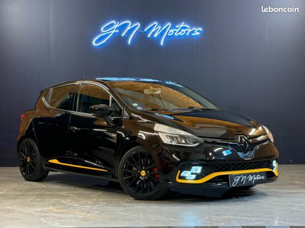 RENAULT CLIO IV (2) 1.6 TURBO 220 RS 18 EDC – RS 18 – PREMIÈRE MAIN – Bose® Sound System – RS Monitor – EXCELLENT ÉTAT – GARANTIE 12 MOIS –