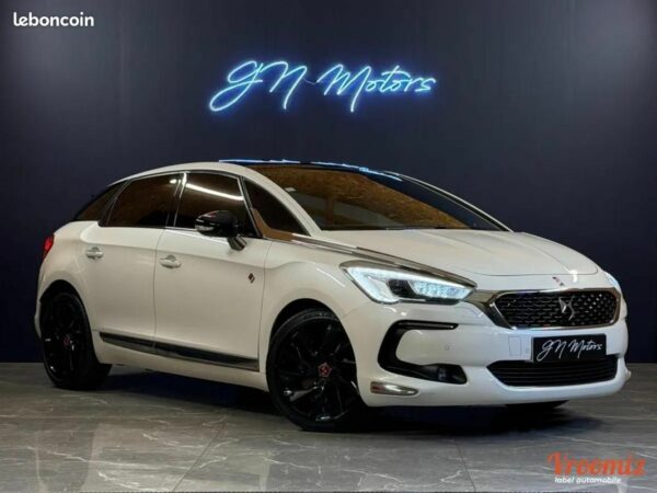 DS 5 2.0 BLUEHDI 180 PERFORMANCE LINE EAT BVA – Suivi Complet Garantie 12 mois